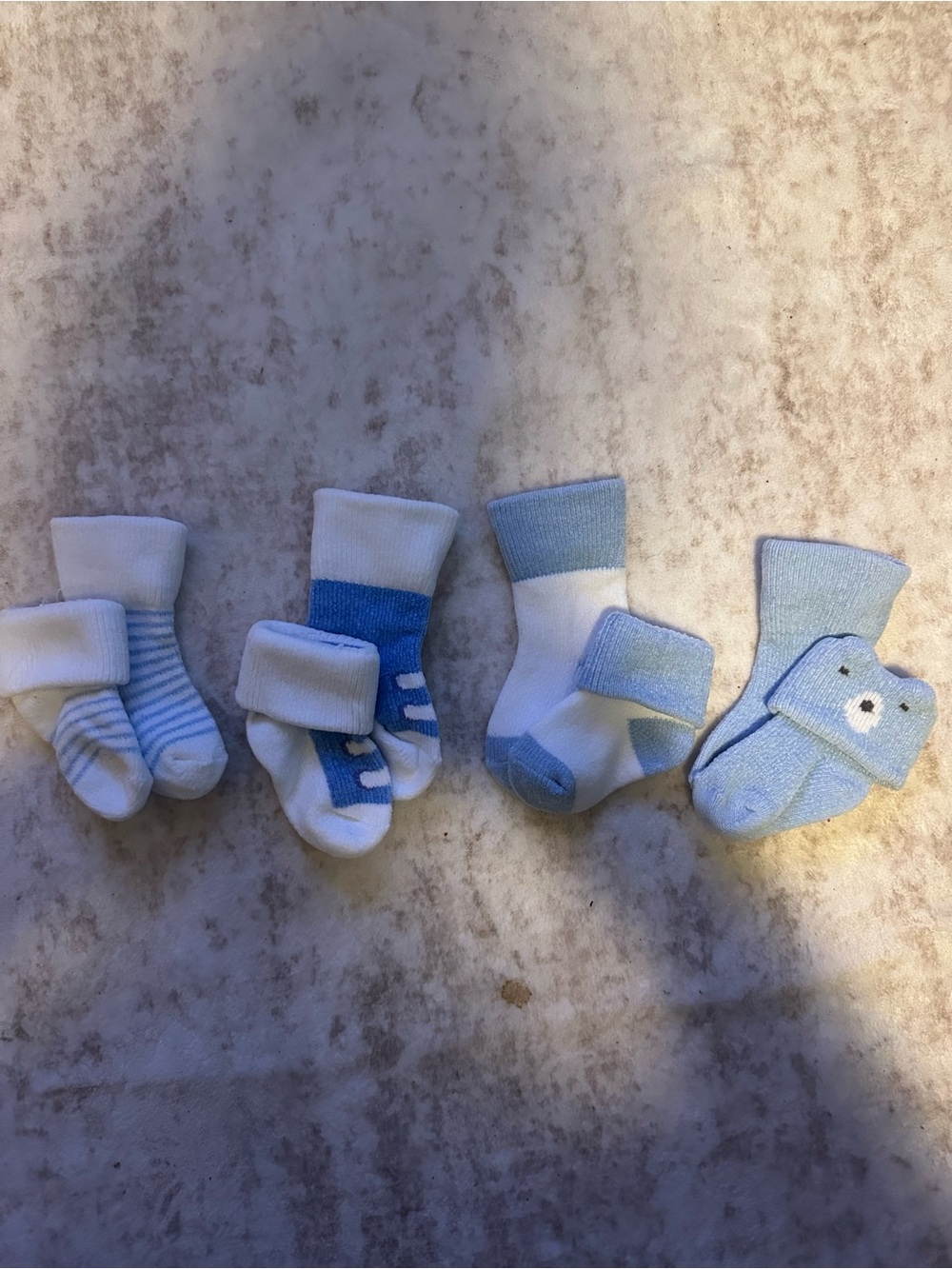 5 Pairs of Infant Socks Thick and Fuzzy- size 6-12 months